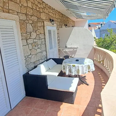 Mate Slavic Апартаменты