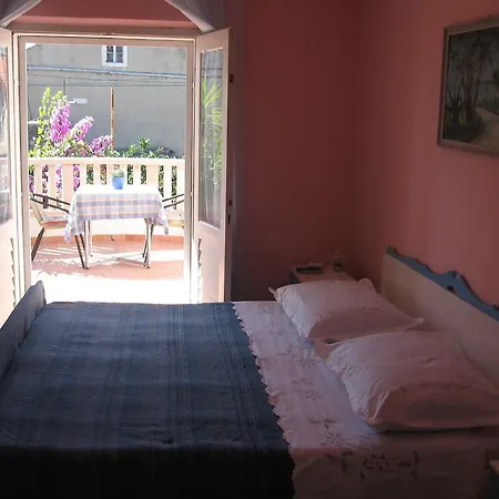 Mate Slavic Apartment *
