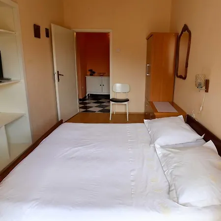 Mate Slavic Apartment *